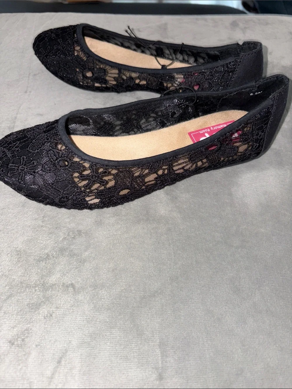 pop Black Lace Ballet Flats - Women's Slip-On Loafers